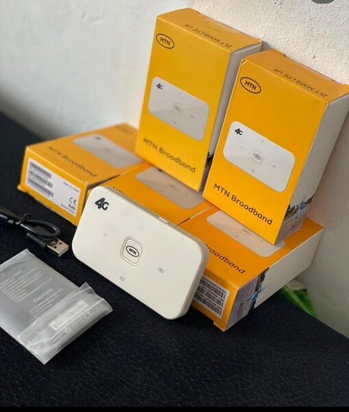 4G and 5G  universal router and pocket mifi