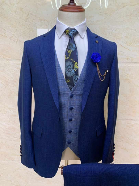 Suit bleu