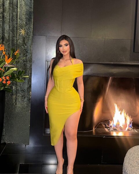 Robe Jaune Cocktail Asymétrique