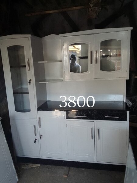 Kitchen unit available free deliver within Lusaka