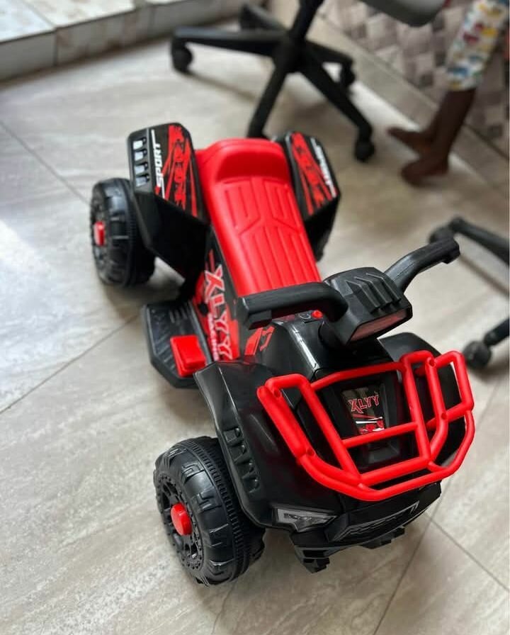 Quad électrique enfant rouge