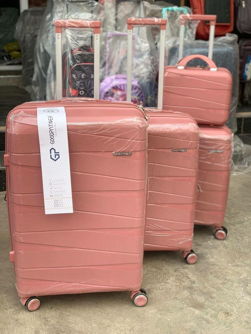 4pcs Travelling/ Luggage bags set