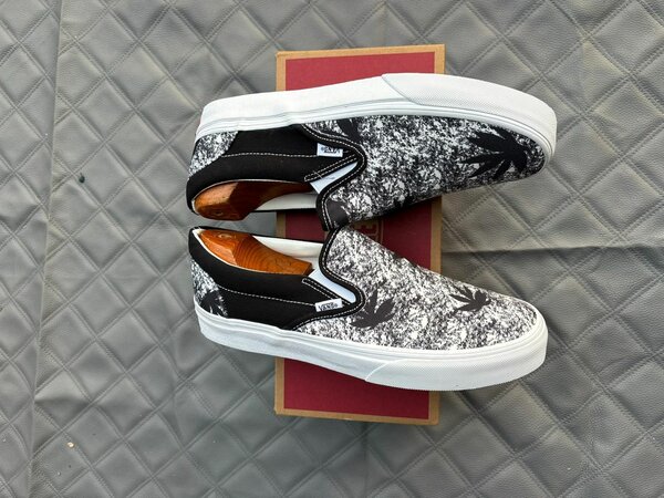 Vans Slip-on Noir et Blanc