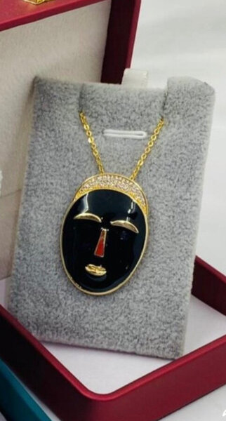 Collier Pendentif Masque Éthnique