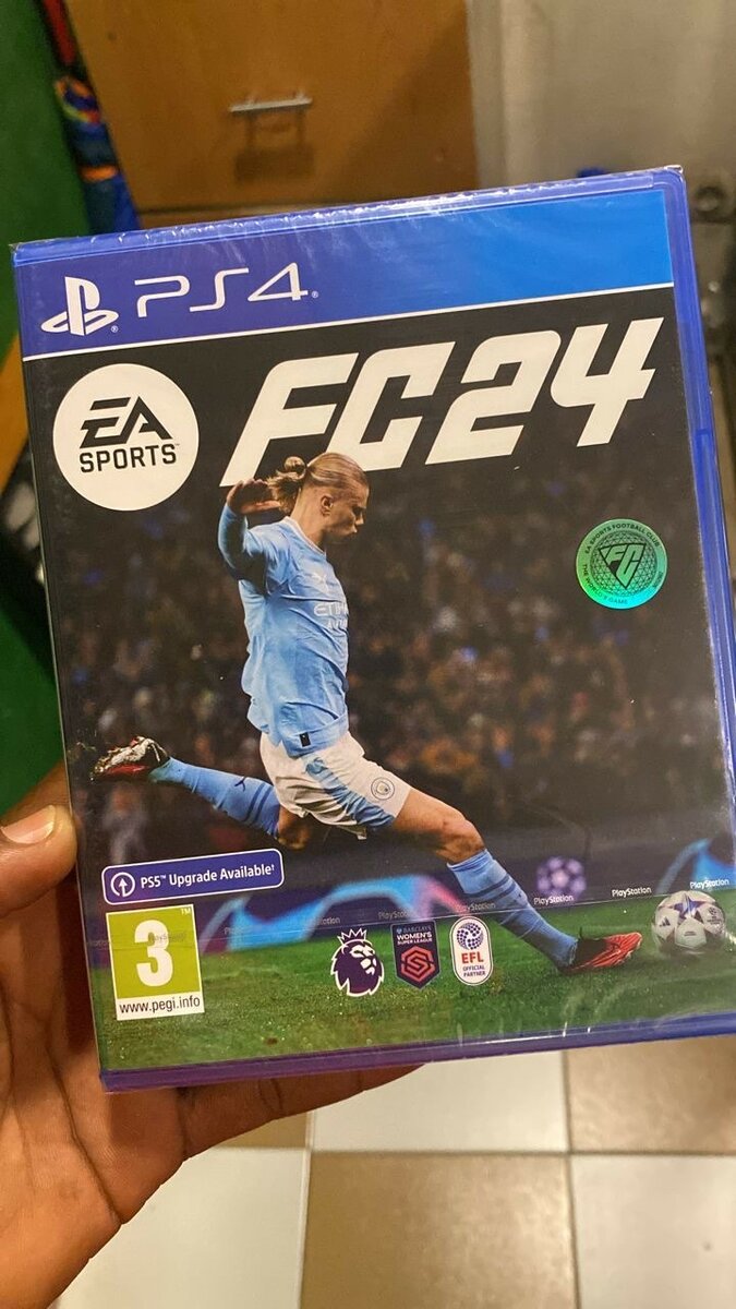 Ps4 Slim + 1CD au choix// nouvel Arivage