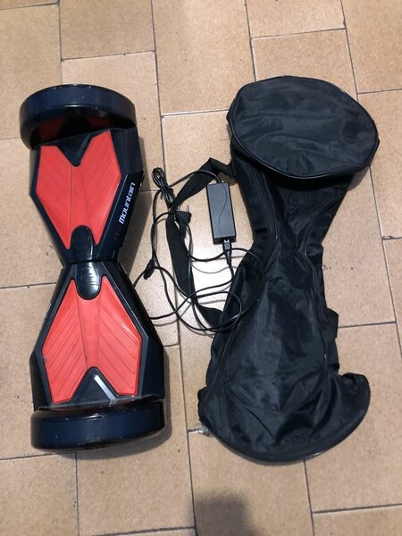 Hoverboard avec chargeur