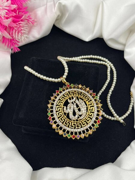 Ladies pendants