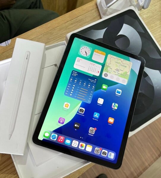 iPad Air Wi-Fi + Apple Pencil