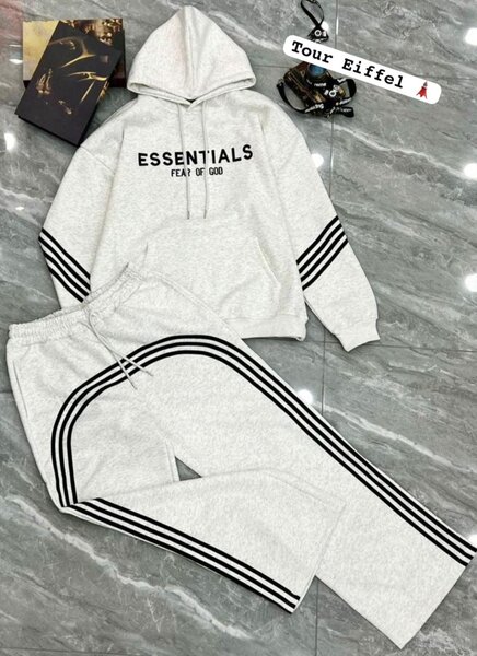 Ensemble à capuche Essentials