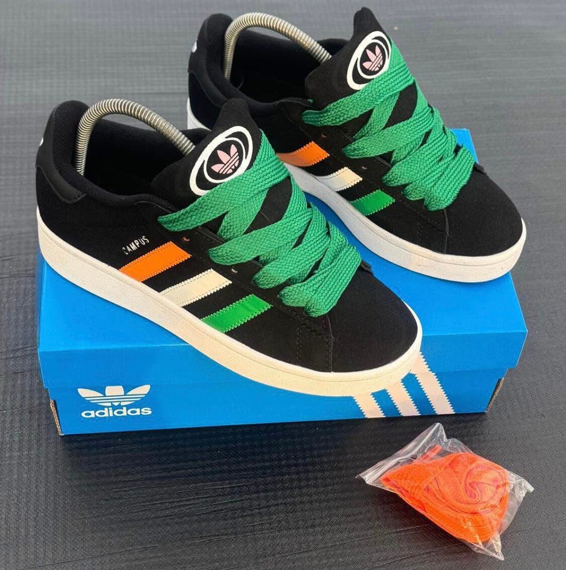 Adidas Campus Sneakers