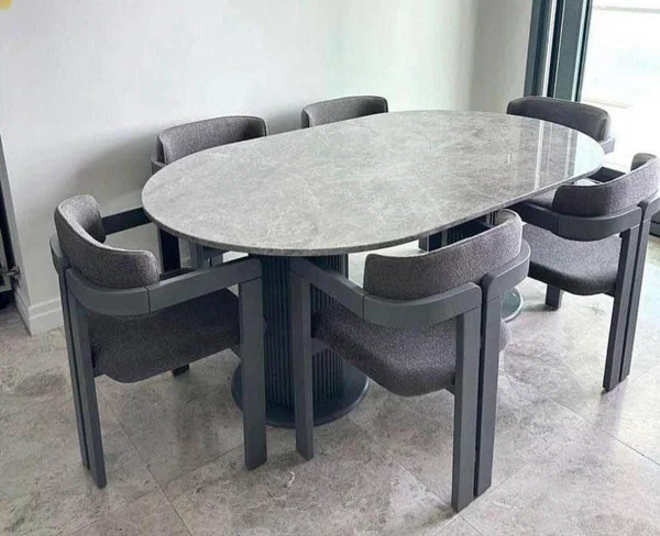 Table à manger ovale moderne