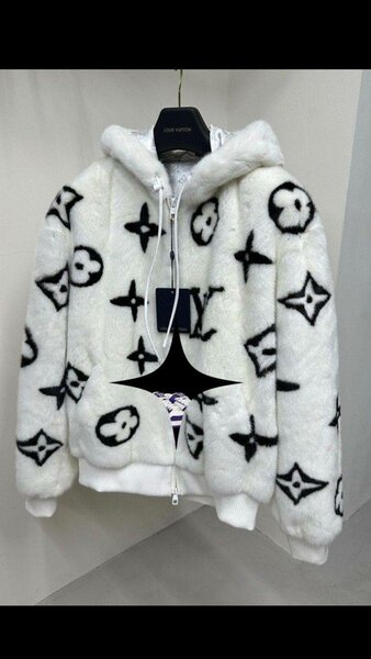 Manteau en fausse fourrure Louis Vuitton