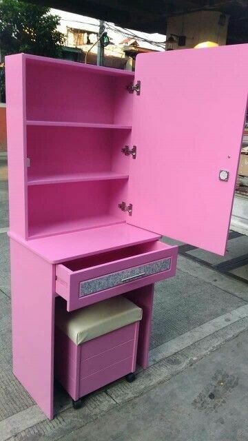 Pink ladies dresser