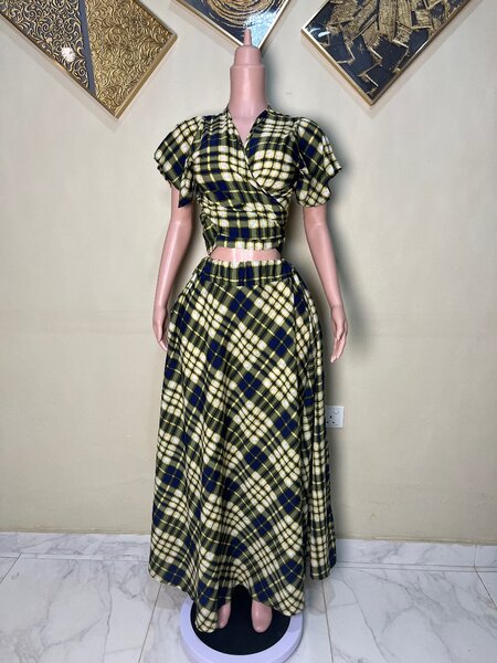 Flared skirt and top set