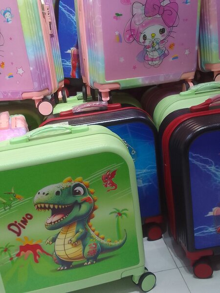 Valise enfant avec design dinosaure