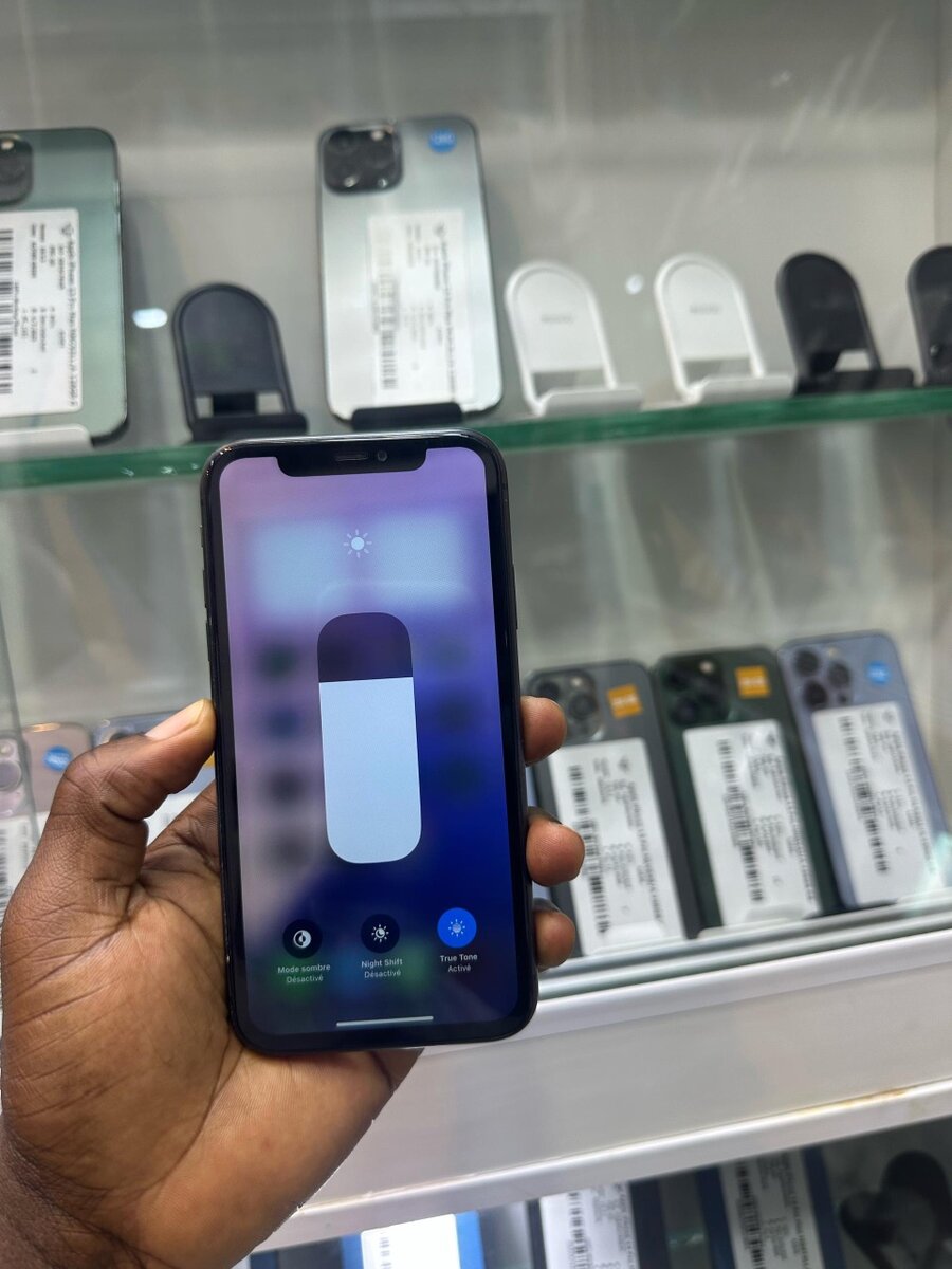 11 simple 128giga dos fissuré