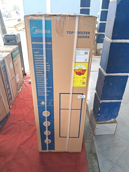 MIDEA FRIDGE, DEFROST, TOP FREEZER 173L, BLACK