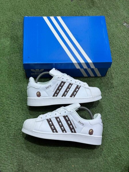 Adidas Superstar