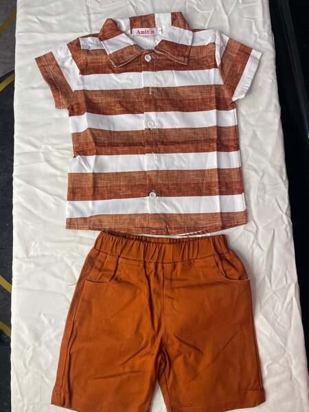 Tee-shirts , chemise et culotte