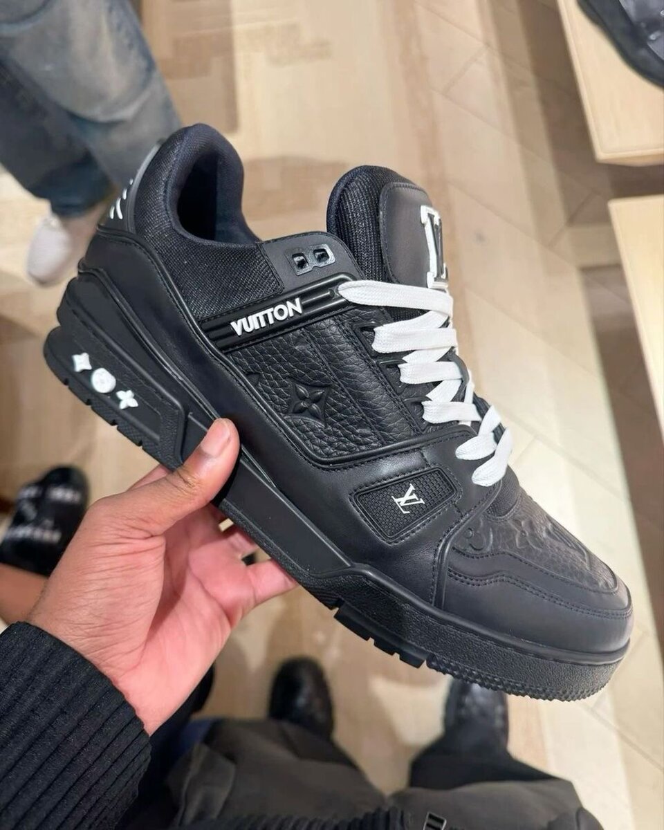 Baskets noires élégantes homme