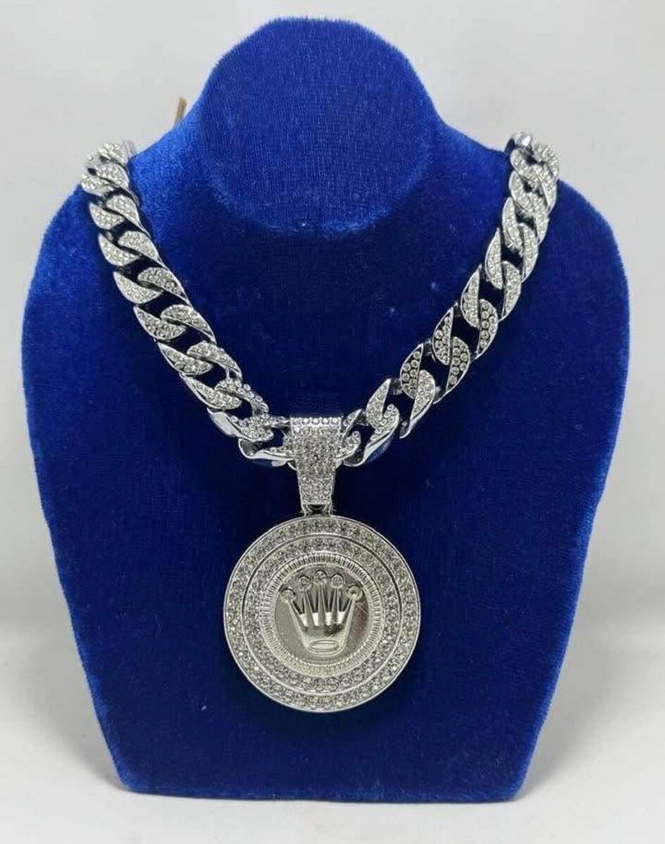 Collier chaîne en argent avec pendentif