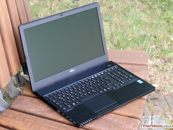 Fujitsu LifeBook A555