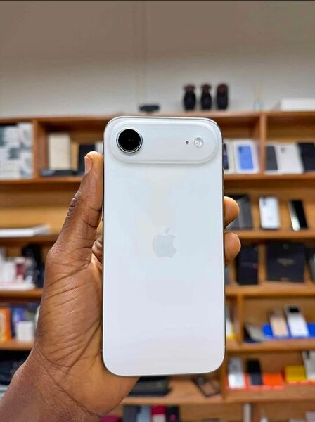 Apple iPhone  17 air blanc
