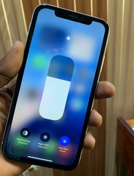 iPhone XR Jaune 64Go
