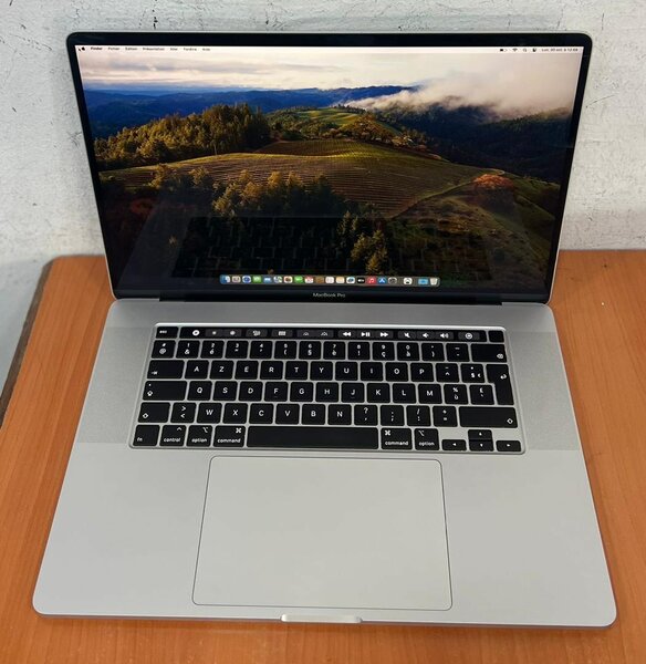 MACBOOK AIR RETINA M1 2020