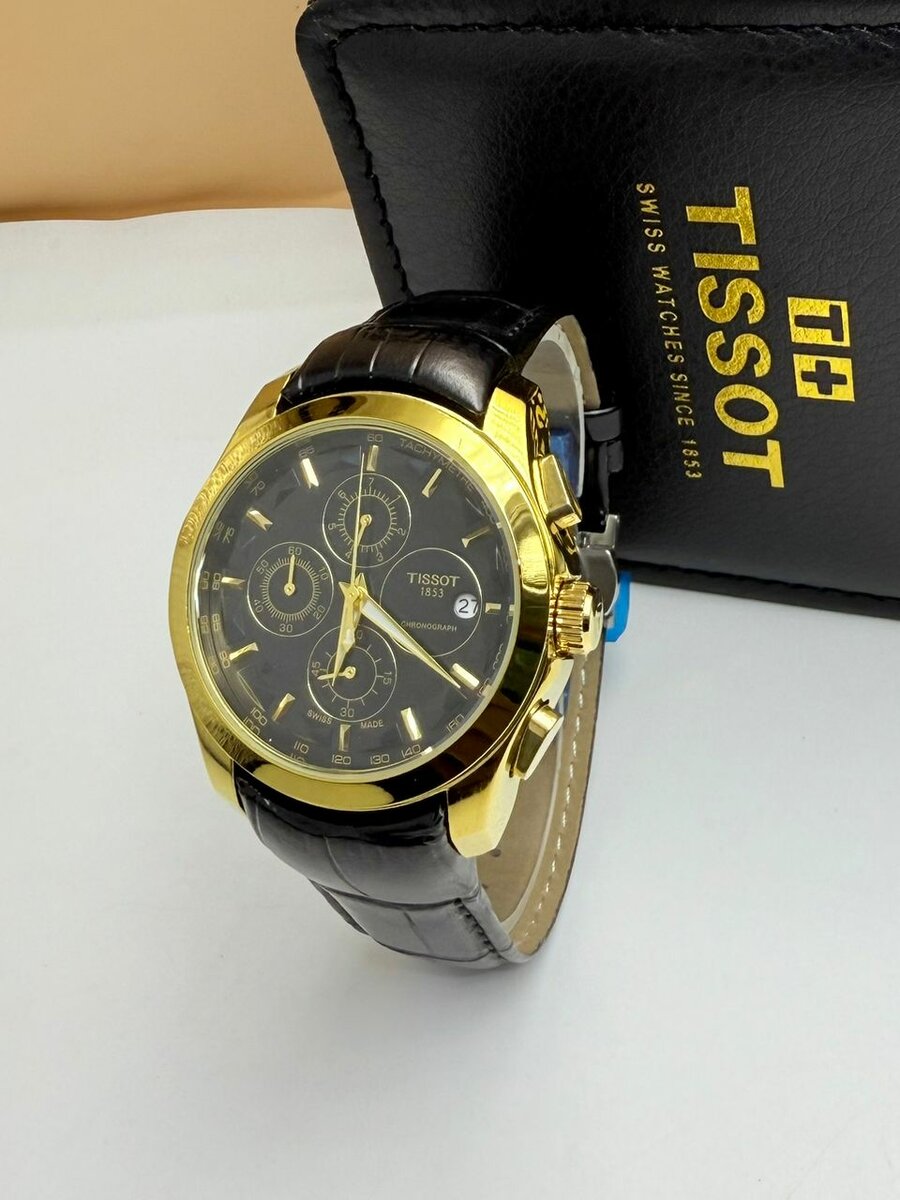 Montre élégante en cuir pour homme