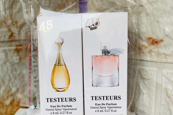 Mini parfums  Lots disponible