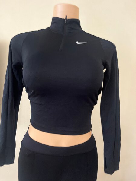 Nike Sweat à Capuche Noir Femme