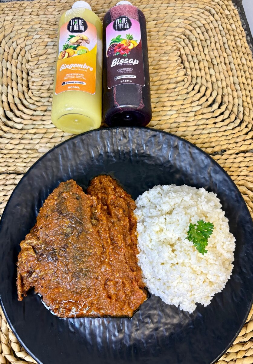 Sauce tomate et riz blanc