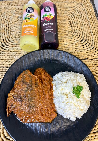 Sauce tomate et riz blanc