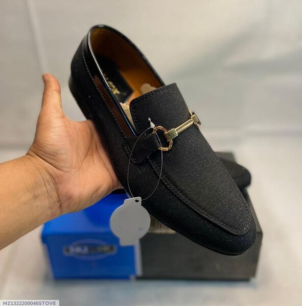 Men's dress shoes