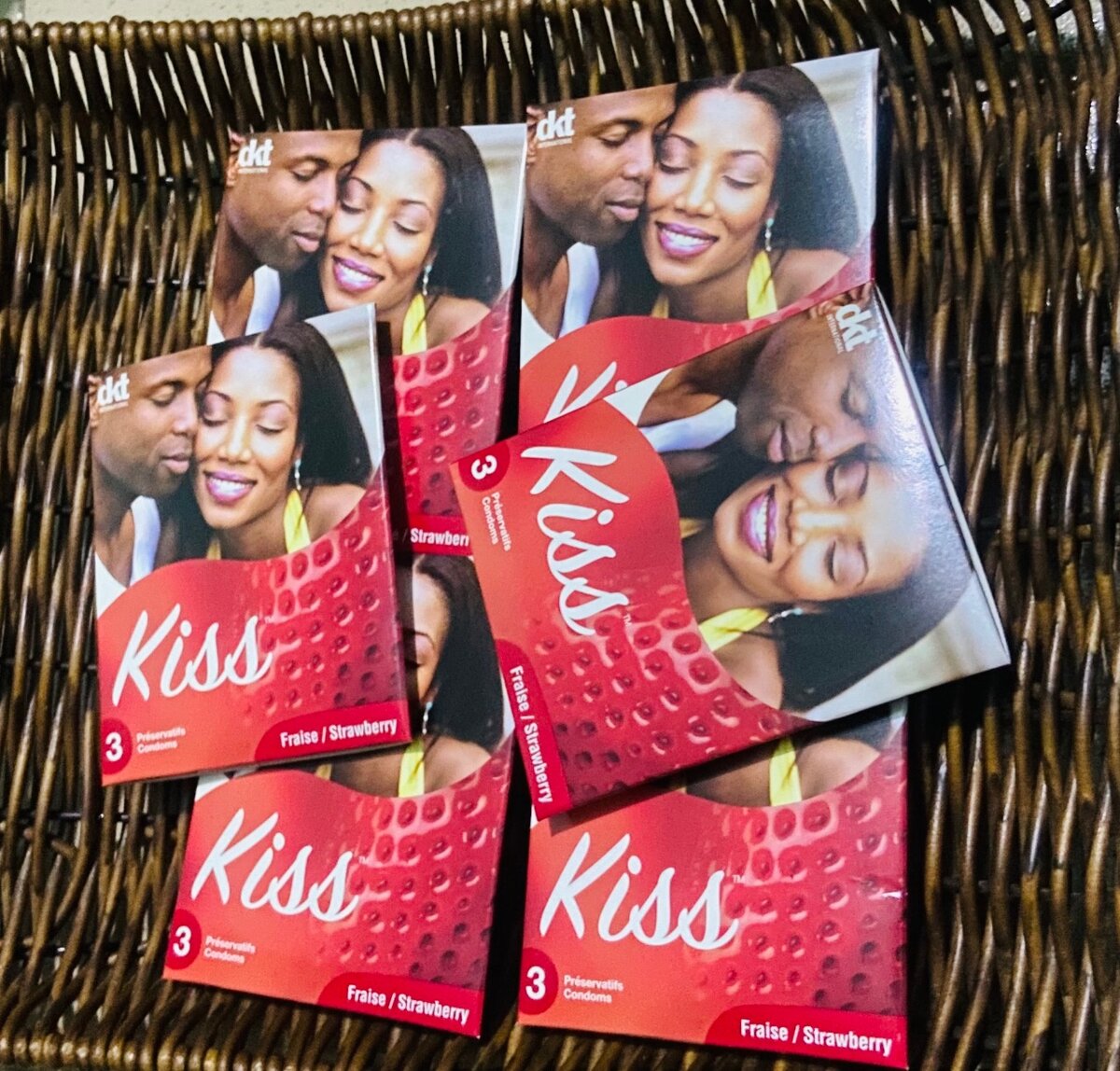 30 Préservatifs (10 paquets )