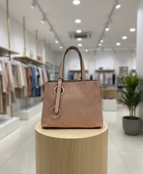 Sac élégant en cuir