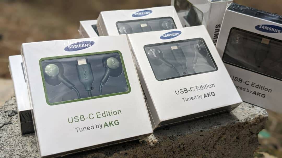 Samsung AKG headsets