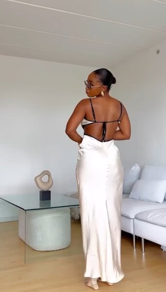 Chic robe disponible