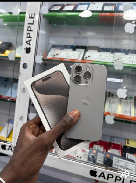 iPhone dernière génération argent