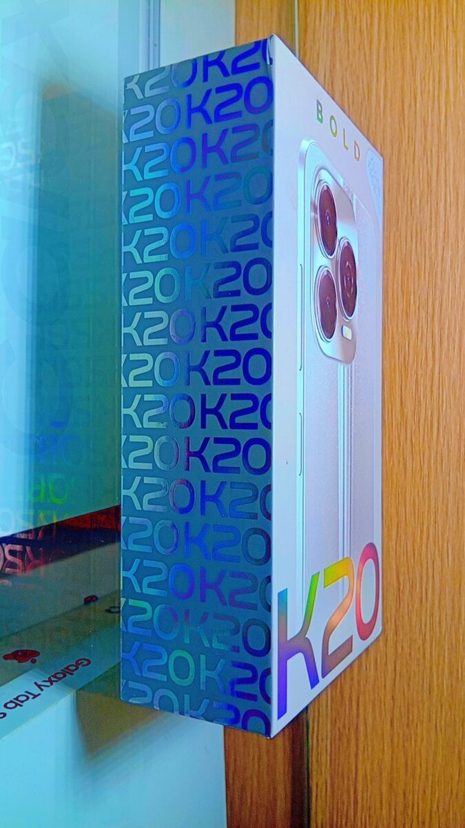 Smartphone BOLD K20 Avancé