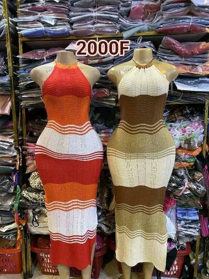 Robe longue rayée élégante