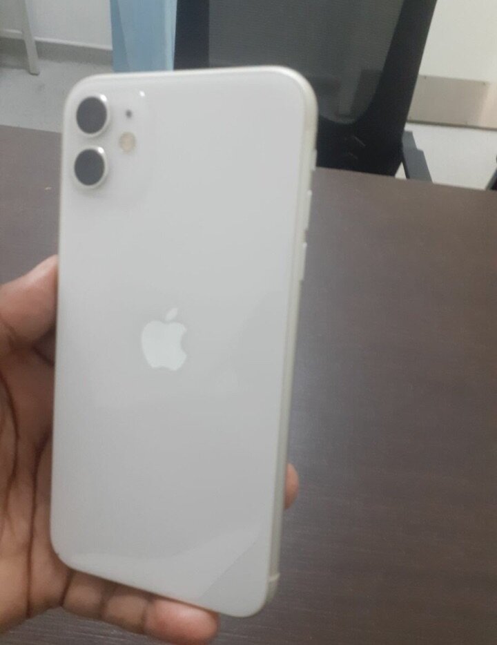 iPhone 11