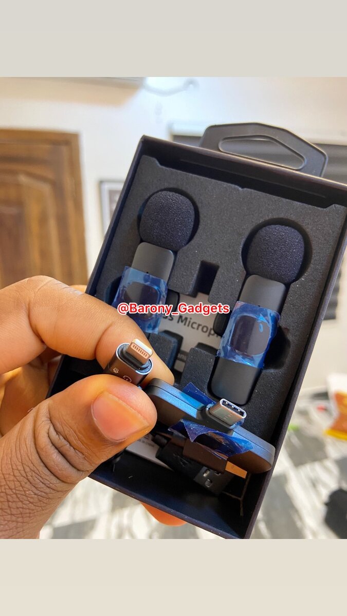 Wireless microphone type c and iPhone