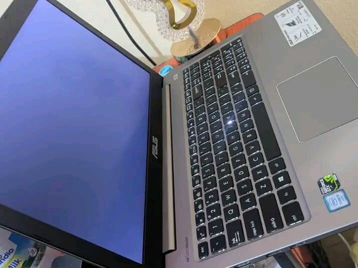 Portable ASUS Vivobook