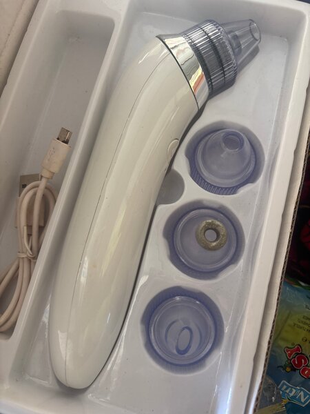 Aspirateur à points noirs