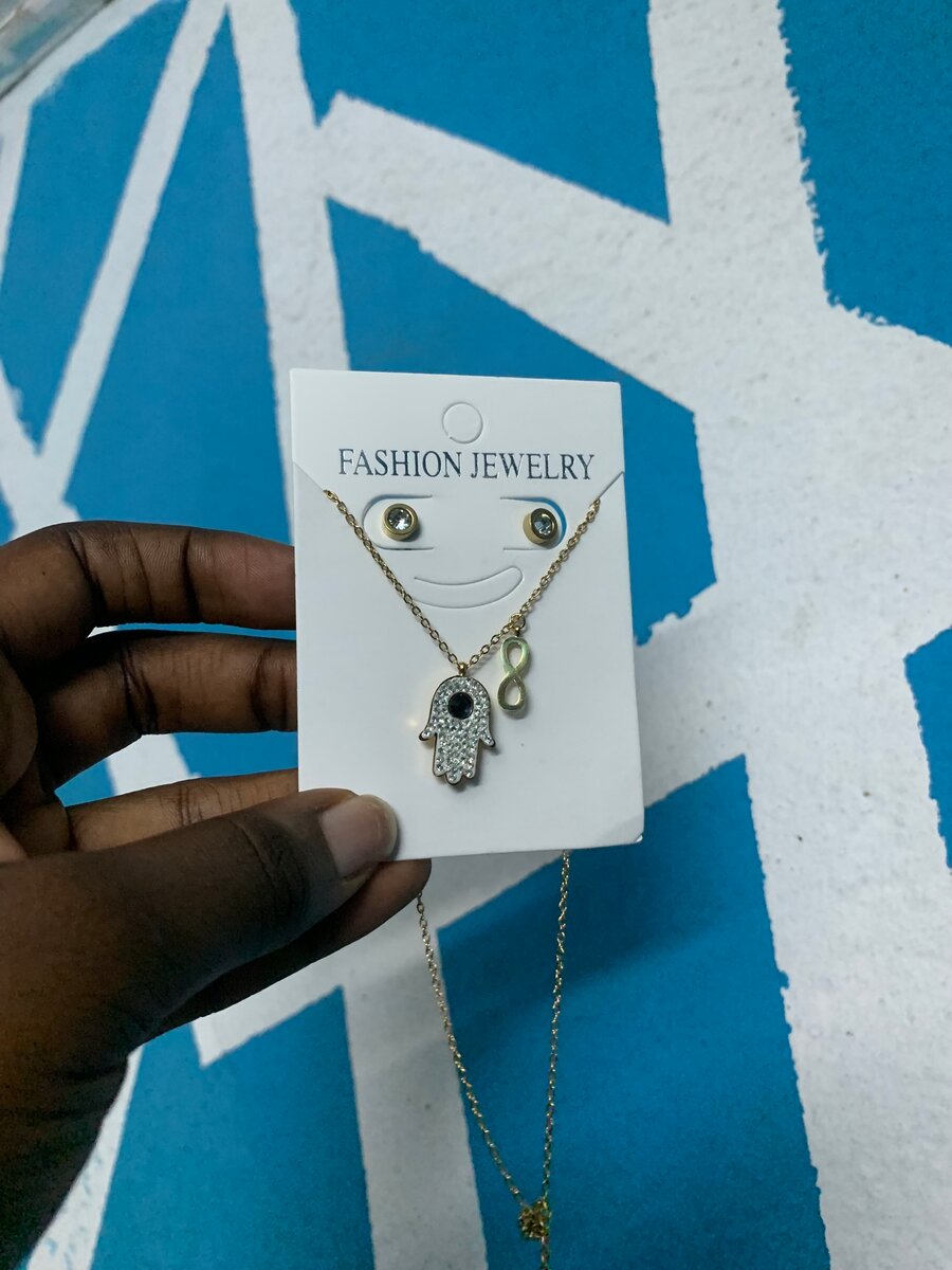 Collier de mode élégant