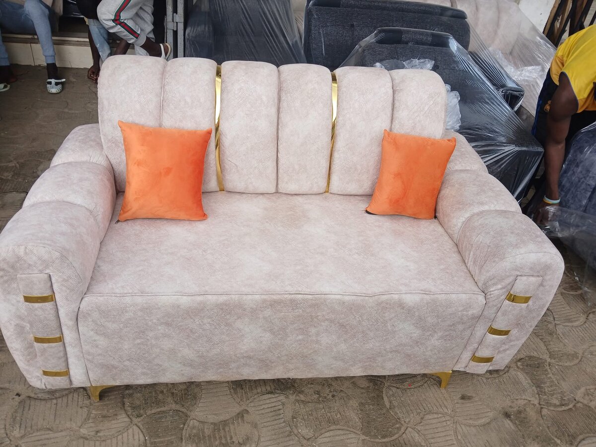 Canapé en velours moderne