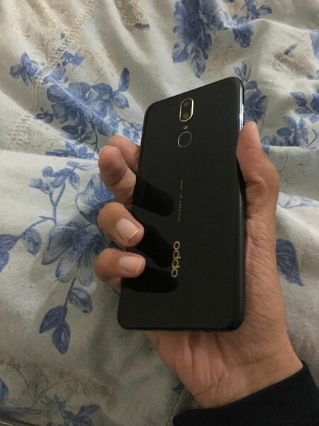 Oppo f11