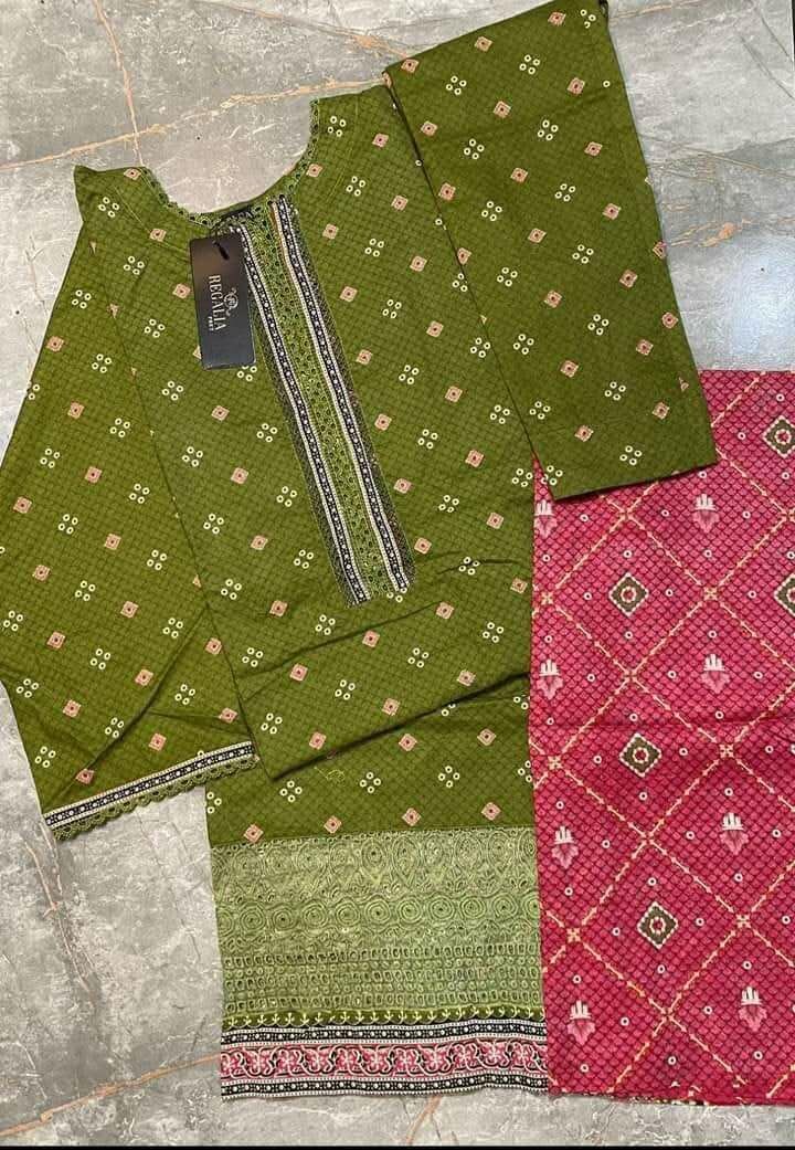 Ladies suit